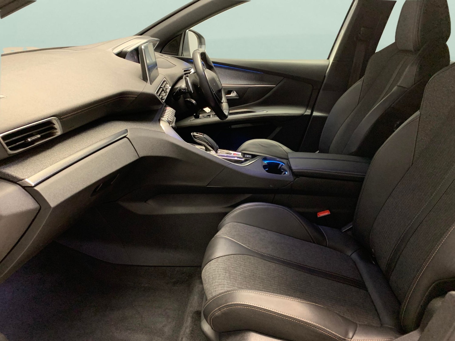 Used Peugeot 3008 2019 for sale - 77234377: Photo 4