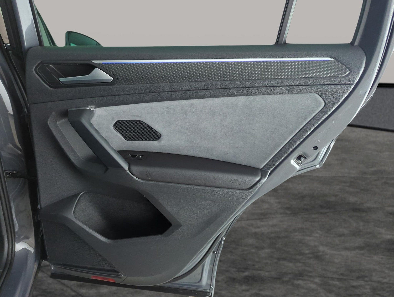 Used Volkswagen Tiguan 2023 for sale - 77399479: Photo 35