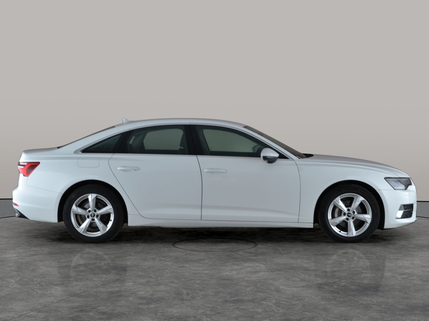 Used Audi A6 Saloon 2022 for sale - 77389393: Photo 8
