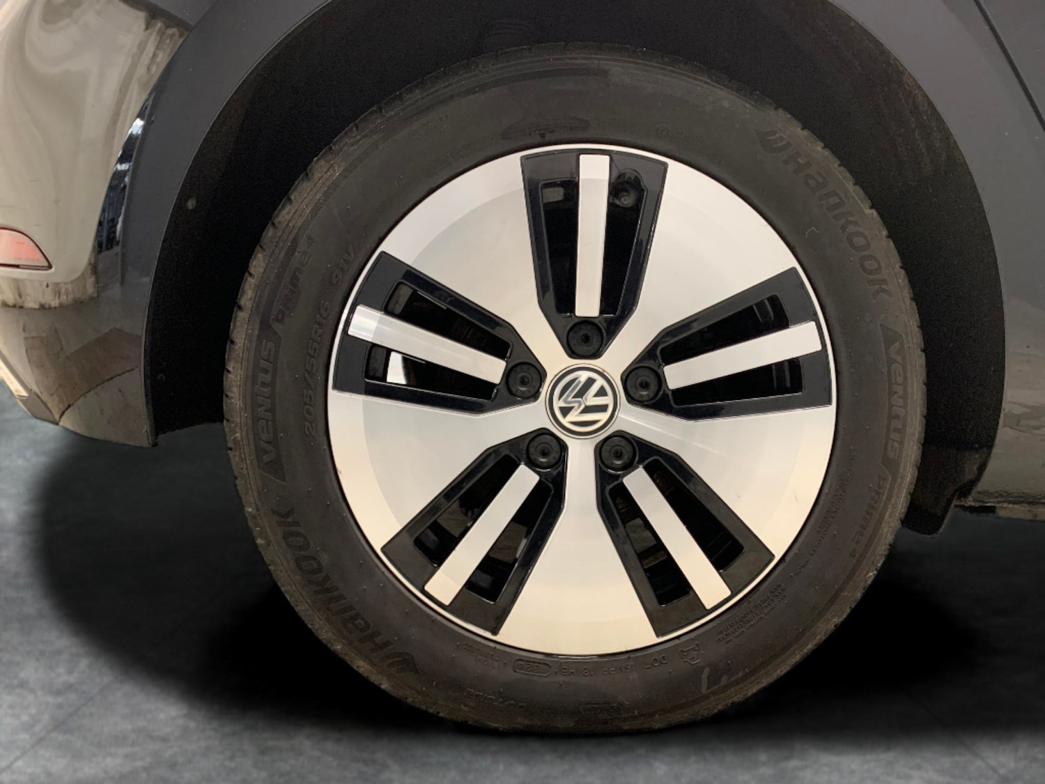 Used Volkswagen Golf 2020 for sale - 77076080: Photo 21