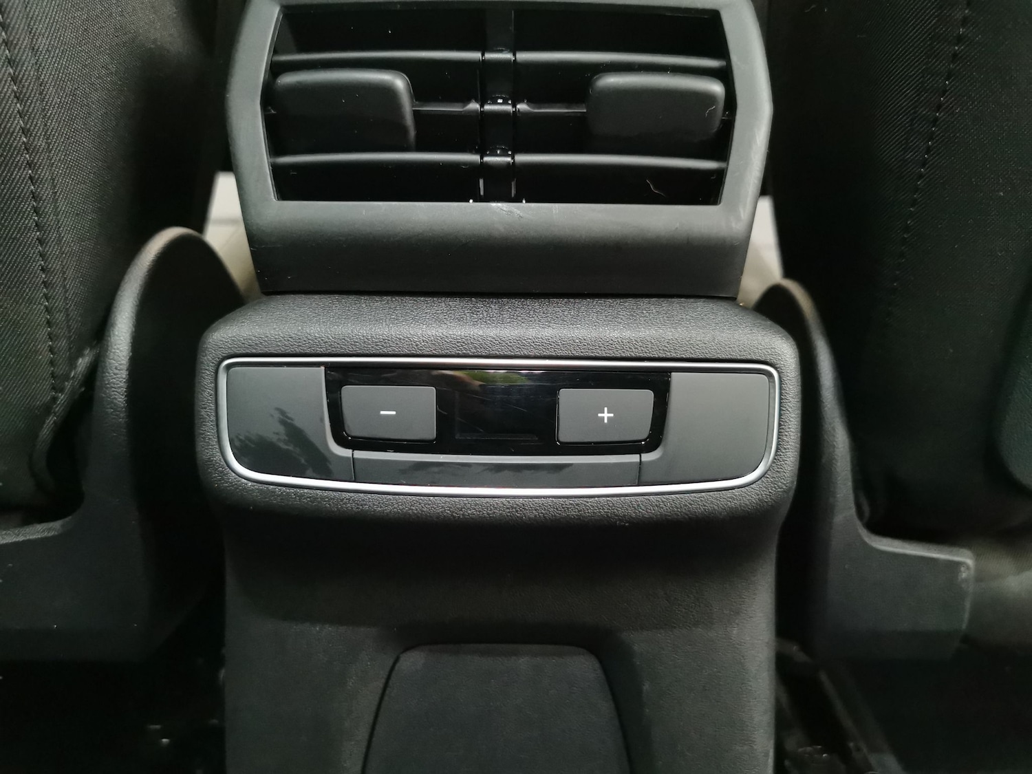 Used Audi Q4 e-tron 2023 for sale - 78040051: Photo 14