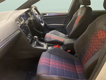 Used Volkswagen Golf 2019 for sale - 78913329: Photo