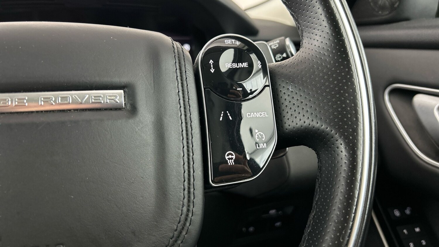 Used Land Rover Range Rover Velar 2019 for sale - 77413083: Photo 22