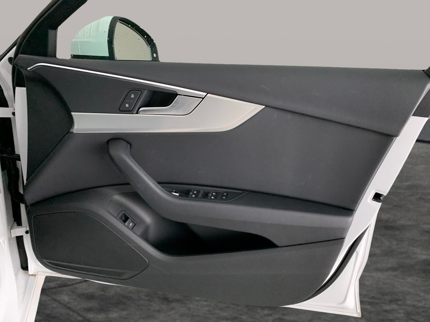 Used Audi A4 2023 for sale - 77897274: Photo 32