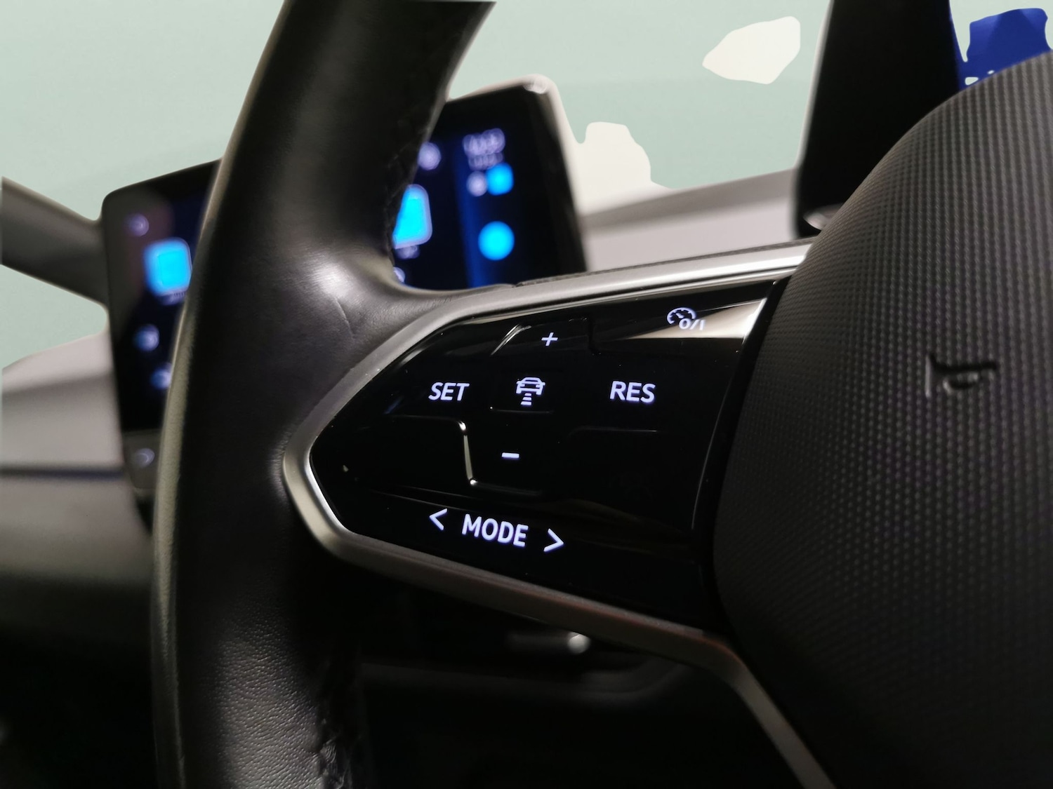 Used Volkswagen ID.3 2023 for sale - 78012420: Photo 18