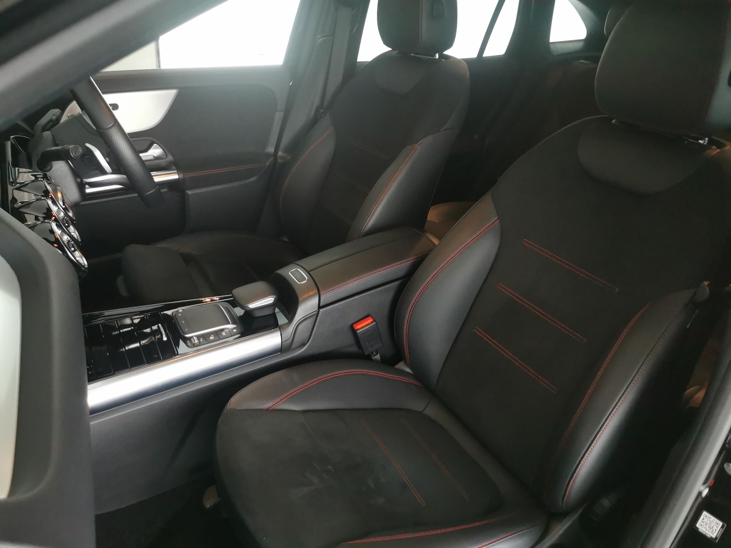 Used Mercedes-Benz EQA 2022 for sale - 77542901: Photo 6