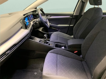 Used Volkswagen Golf 2023 for sale - 78968176: Photo