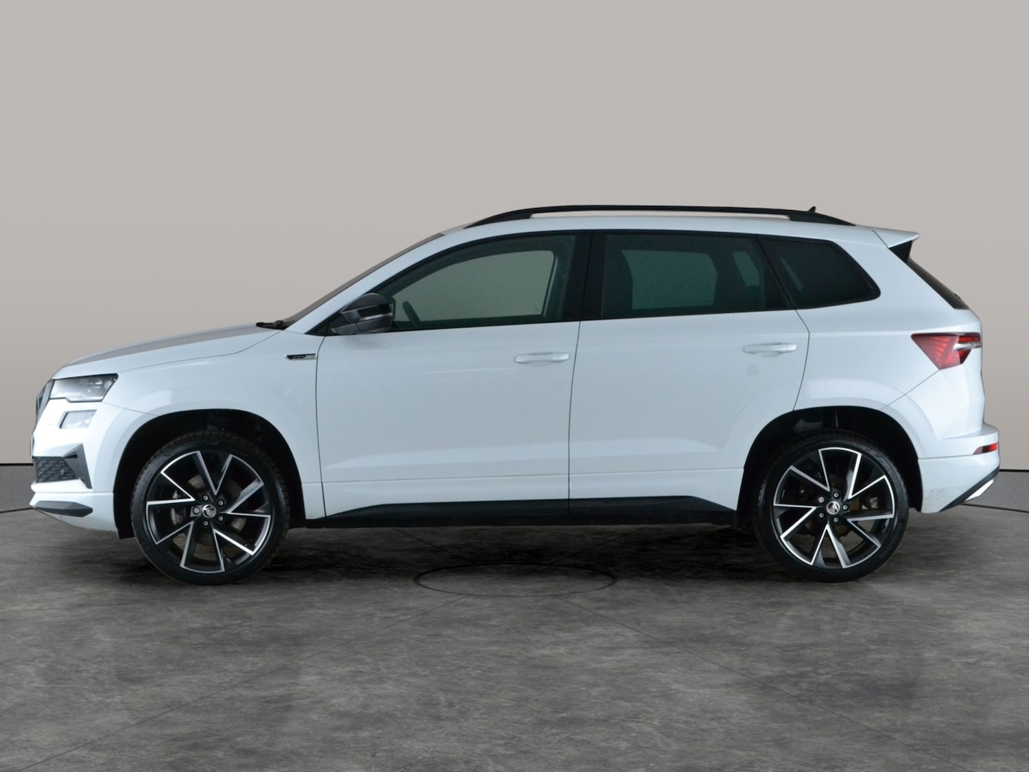 Used Skoda Karoq 2023 for sale - 77629839: Photo 13