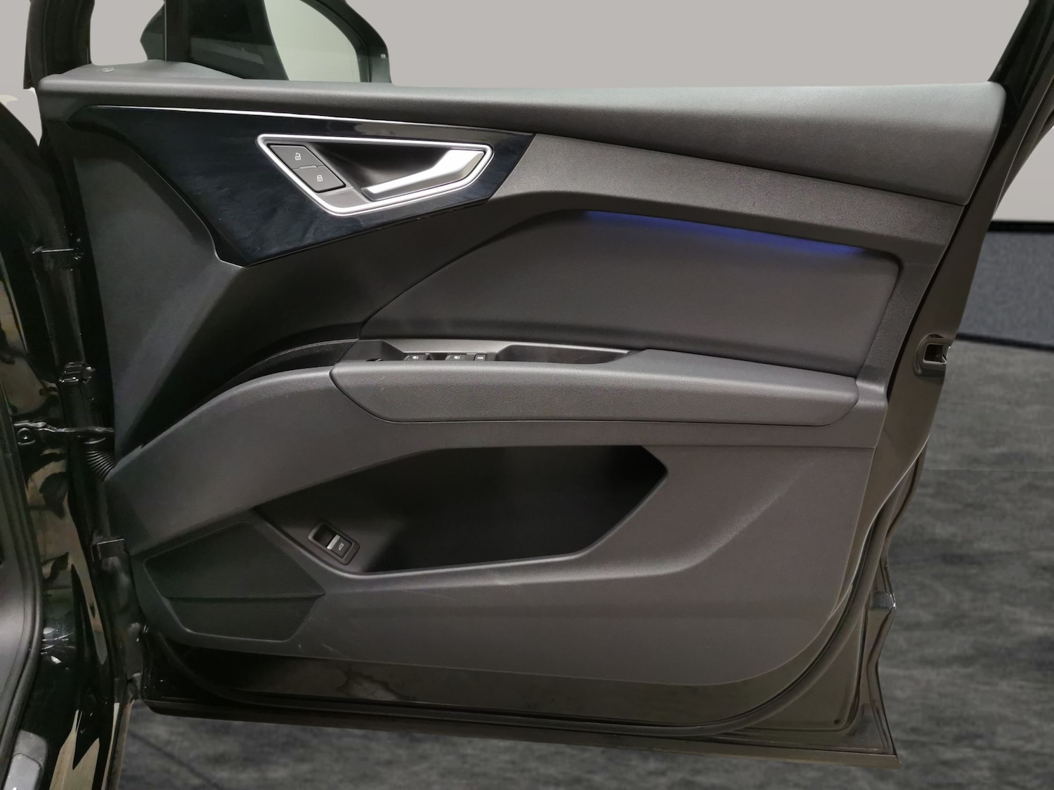 Used Audi Q4 e-tron 2023 for sale - 78123789: Photo 30