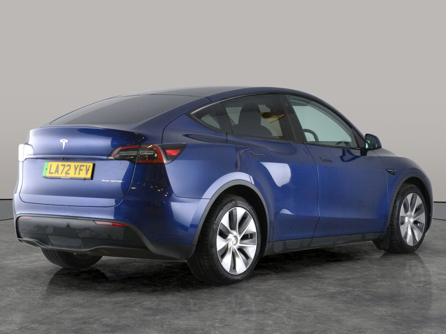 Used Tesla Model Y 2023 for sale - 77607318: Photo 12