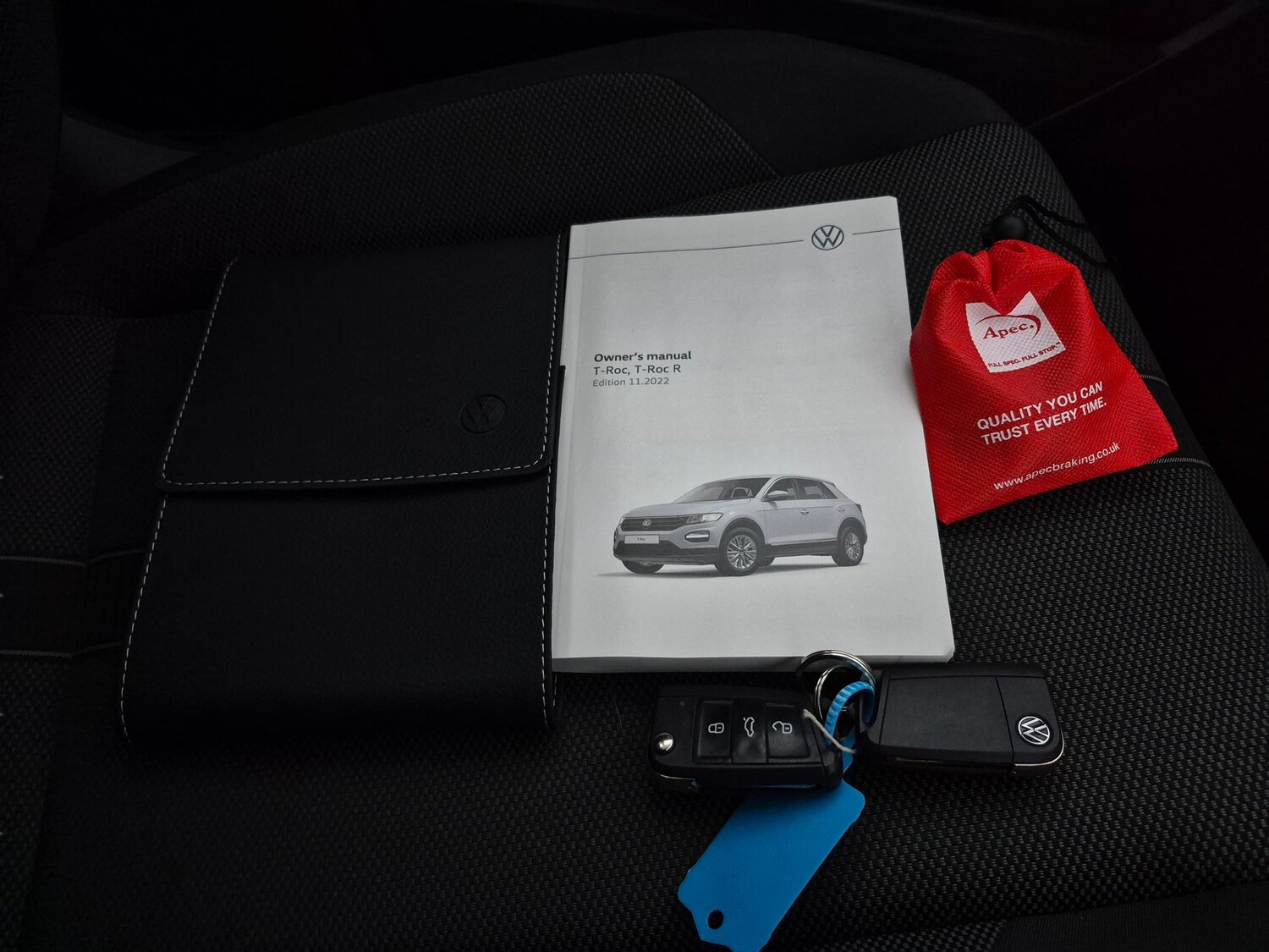 Used Volkswagen T-Roc 2023 for sale - 77984621: Photo 29