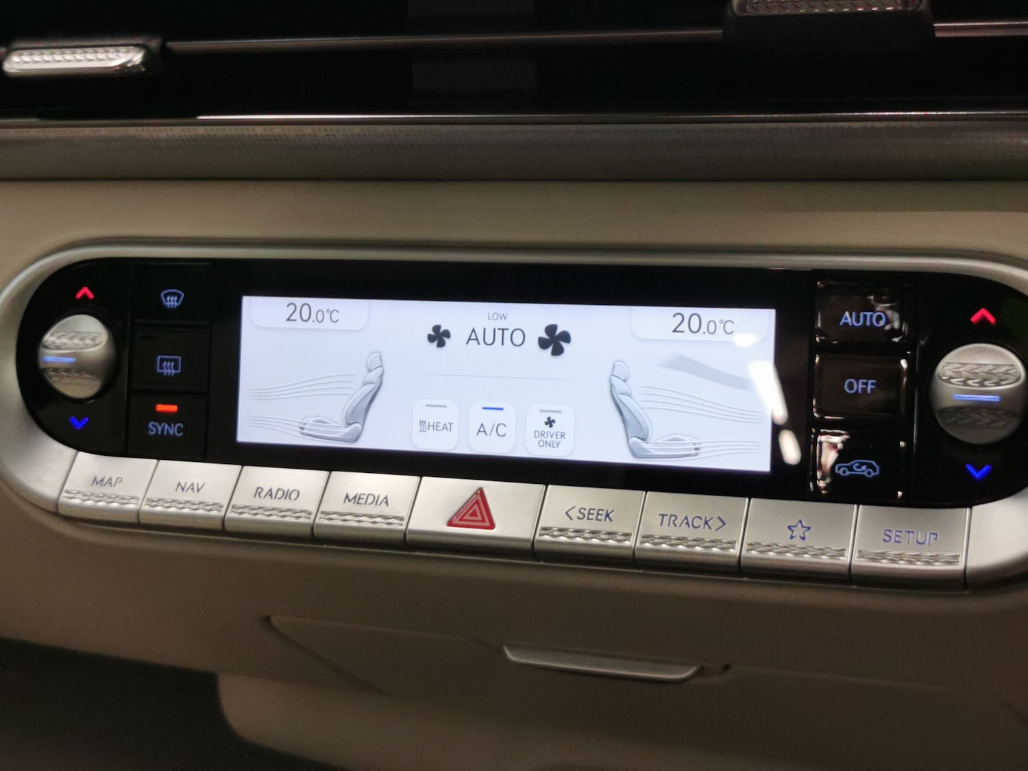 Used Genesis GV60 2023 for sale - 77730623: Photo 17