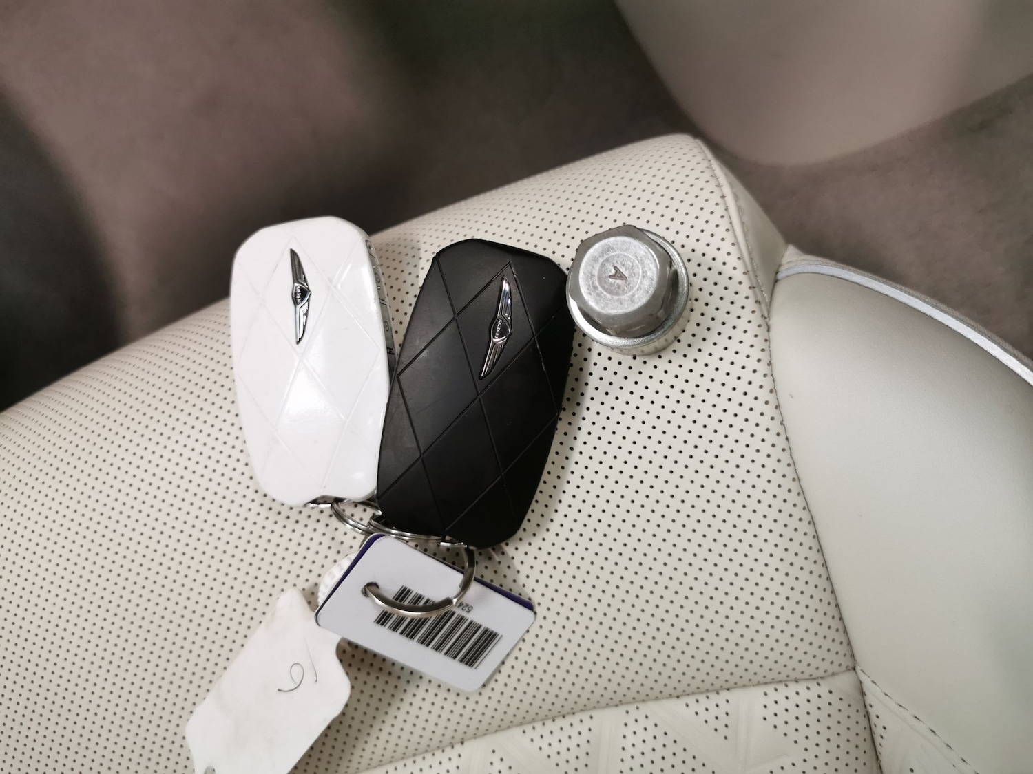 Used Genesis GV60 2023 for sale - 77730623: Photo 34