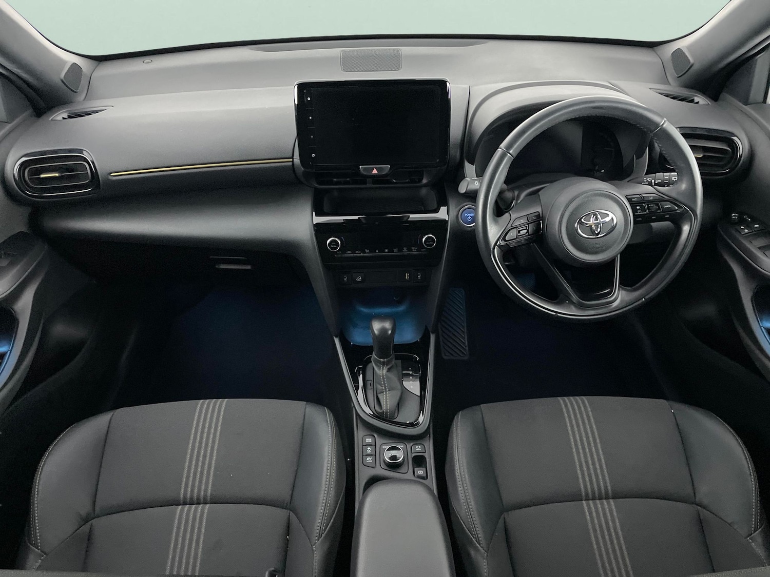 Used Toyota Yaris Cross 2022 for sale - 77300798: Photo 7