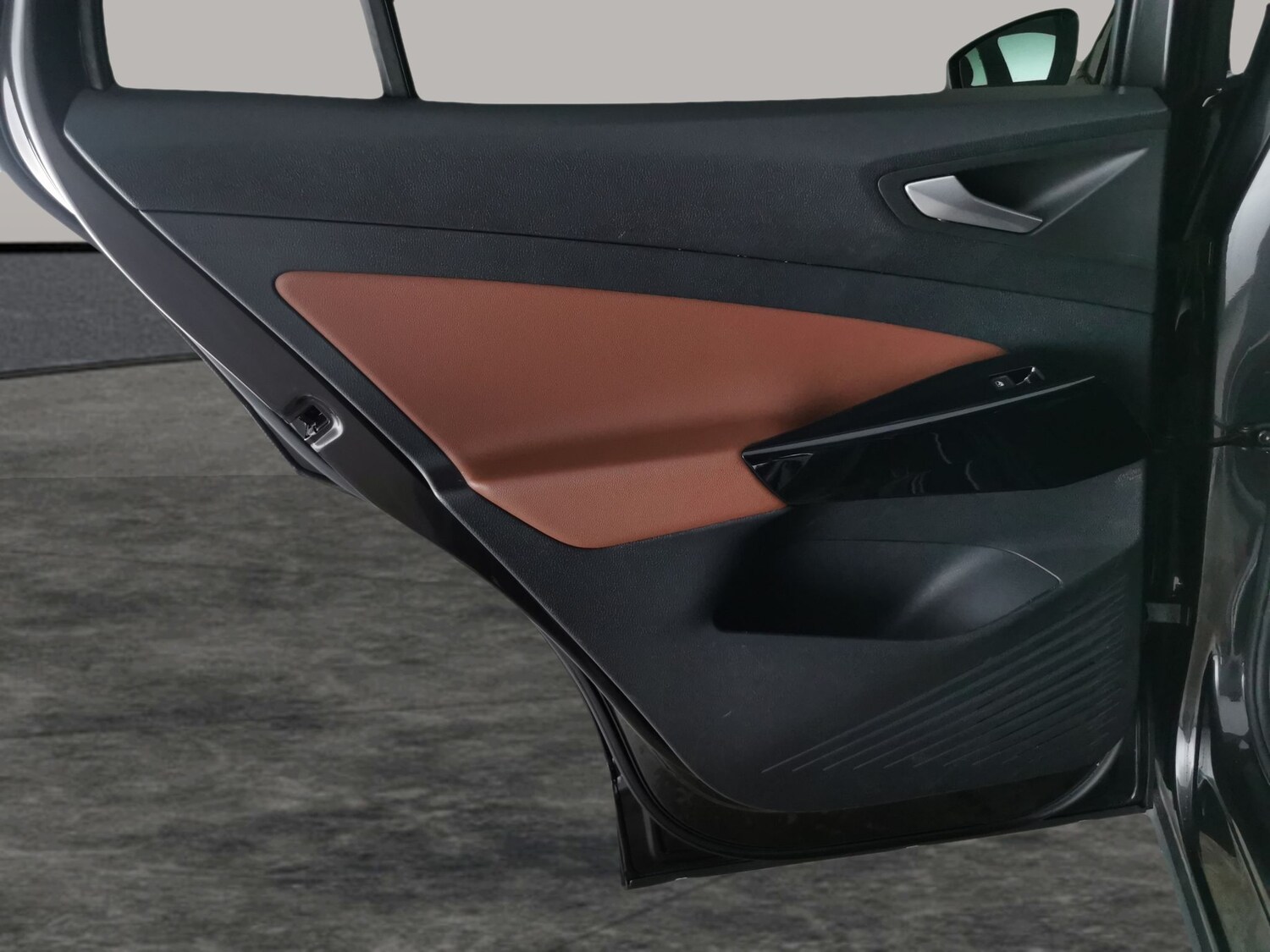 Used Volkswagen ID.4 2021 for sale - 77715883: Photo 28