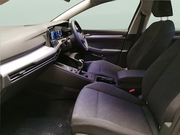 Used Volkswagen Golf 2023 for sale - 75516227: Photo