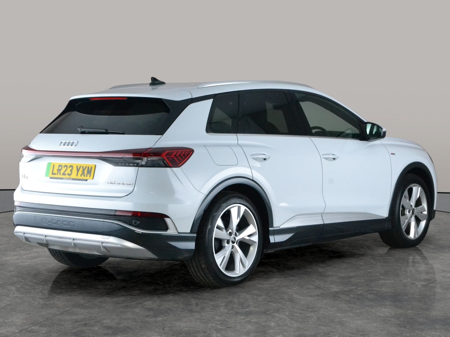 Used Audi Q4 e-tron 2023 for sale - 77972173: Photo 9