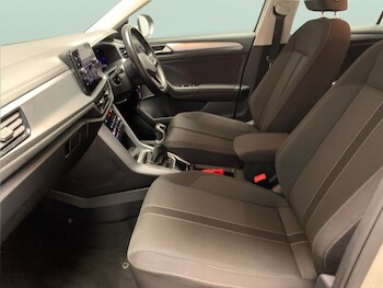 Used Volkswagen T-Roc 2023 for sale - 78468135: Photo