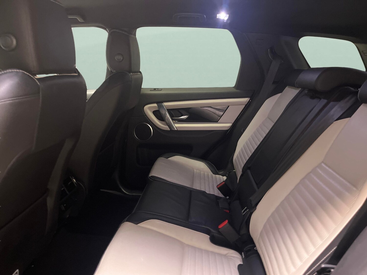 Used Land Rover Discovery Sport 2021 for sale - 77676076: Photo 22