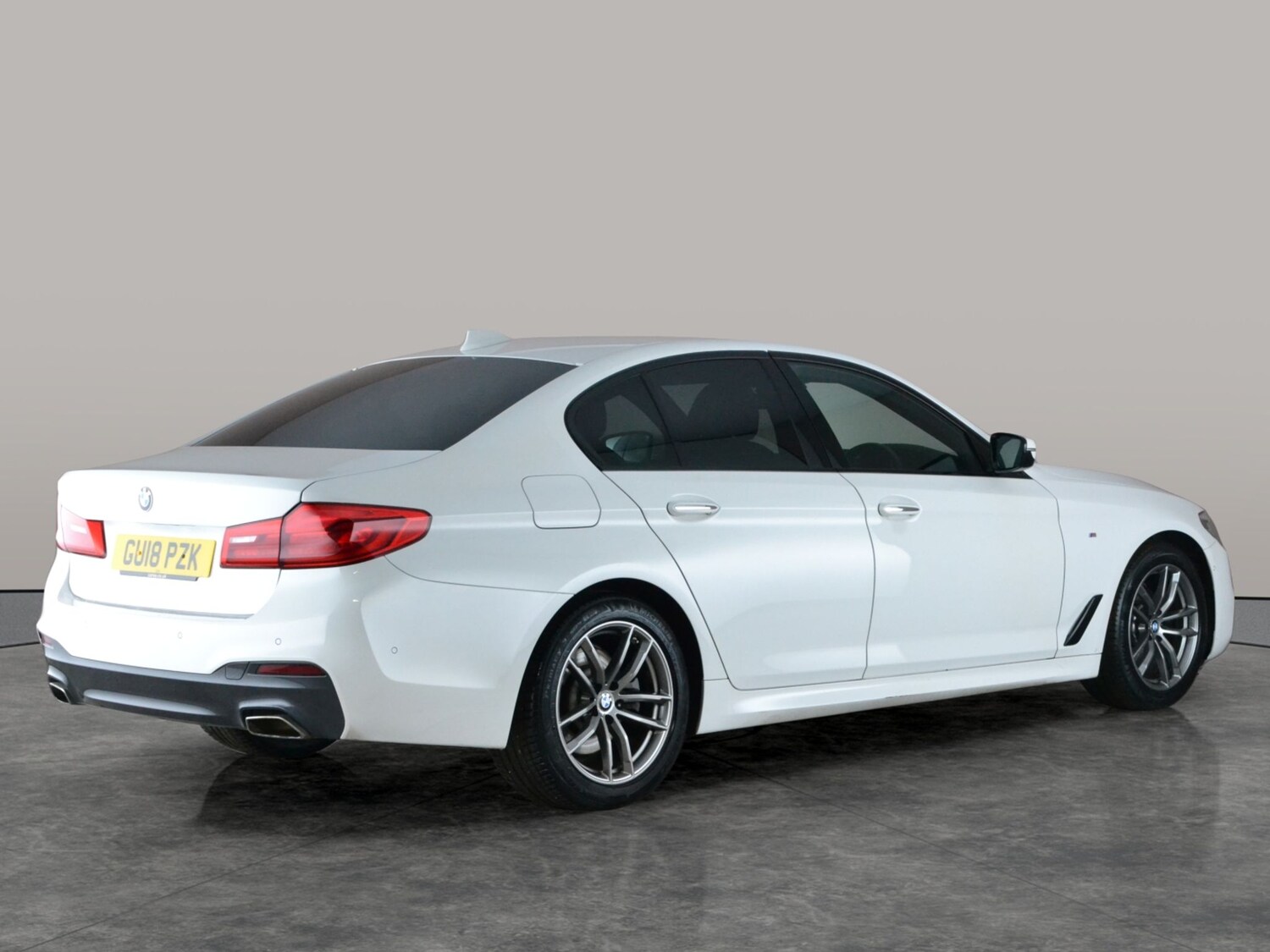 Used BMW 5 Series 2018 for sale - 77638239: Photo 11