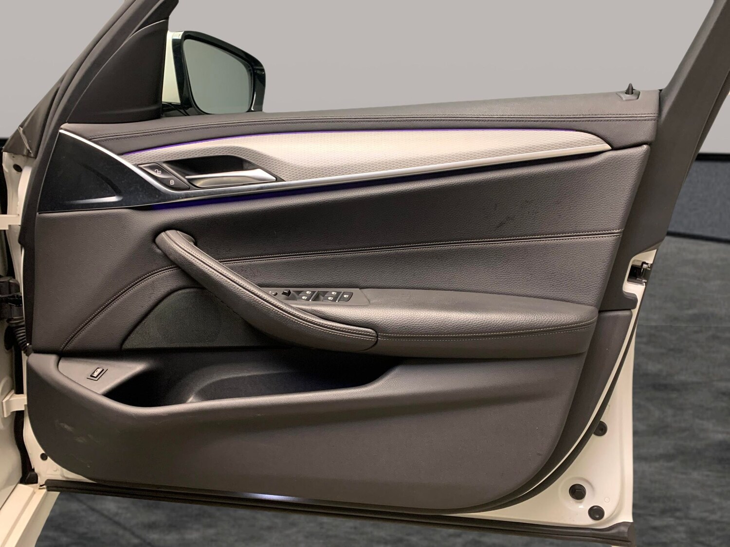 Used BMW 5 Series 2018 for sale - 77638239: Photo 30