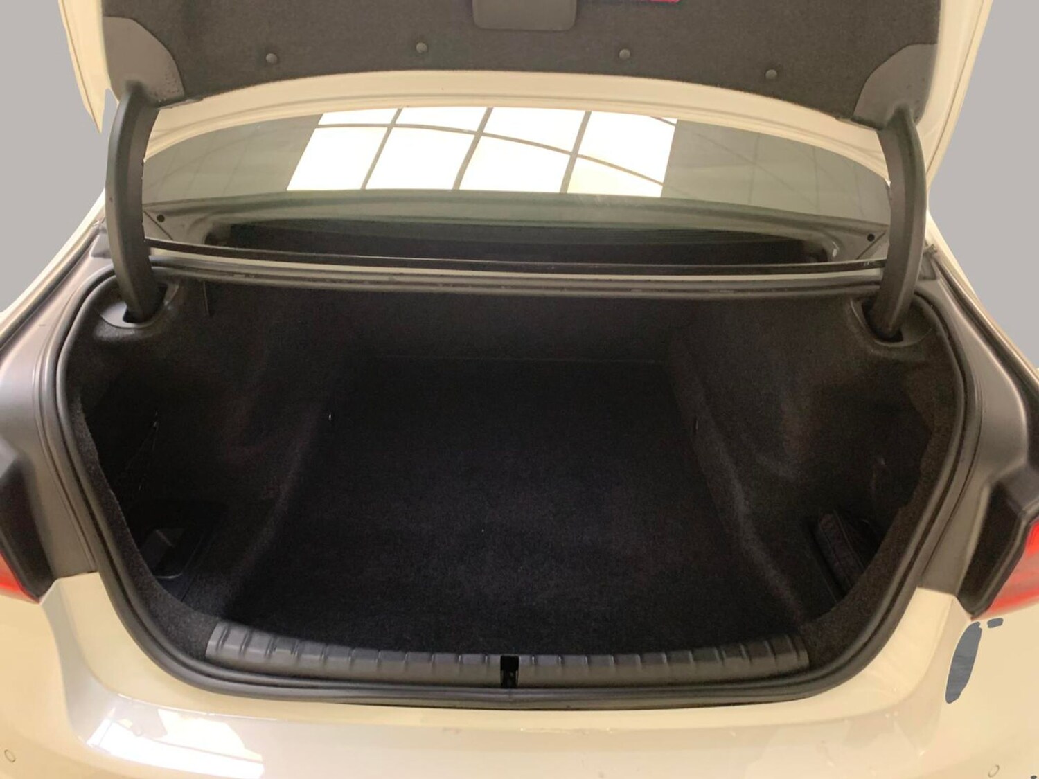 Used BMW 5 Series 2018 for sale - 77638239: Photo 33