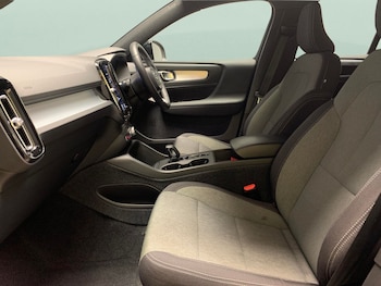 Used Volvo XC40 2022 for sale - 79469741: Photo