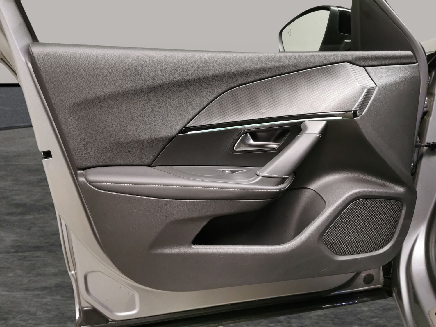 Used Peugeot 2008 2021 for sale - 77756872: Photo 28