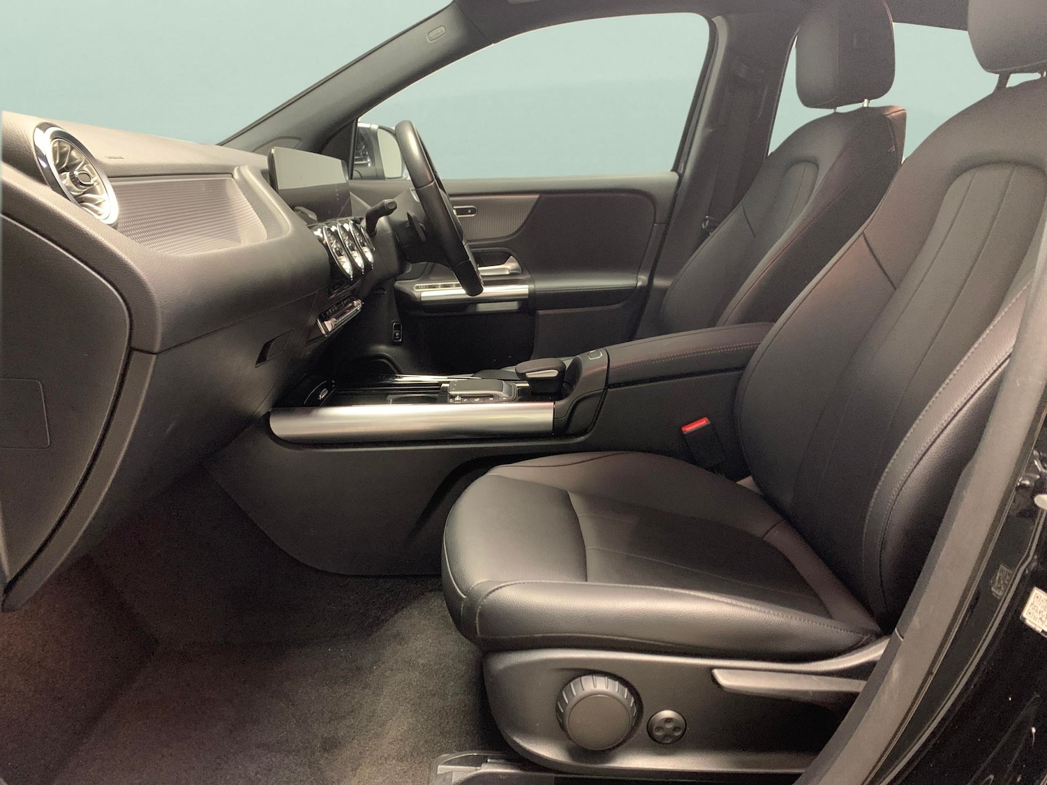 Used Mercedes-Benz EQA 2023 for sale - 78180662: Photo 4