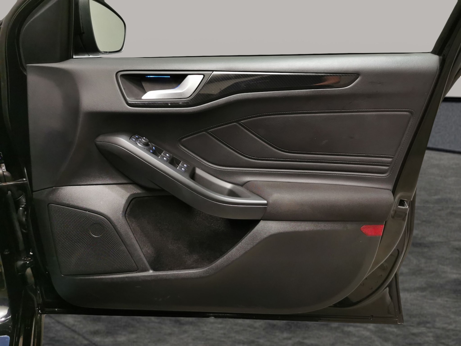 Used Ford Focus 2023 for sale - 76518362: Photo 30