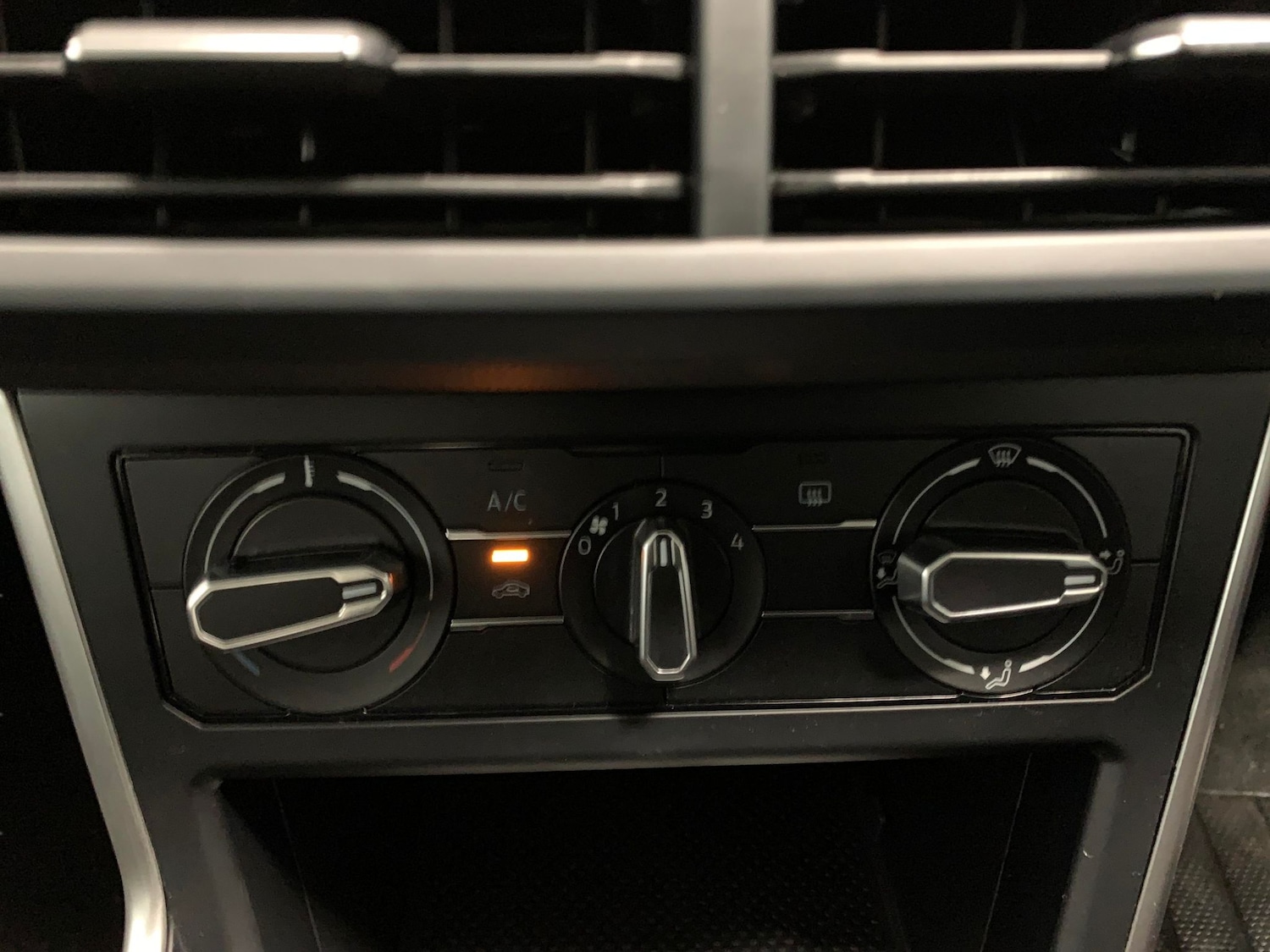 Used Volkswagen Polo 2022 for sale - 77186727: Photo 15