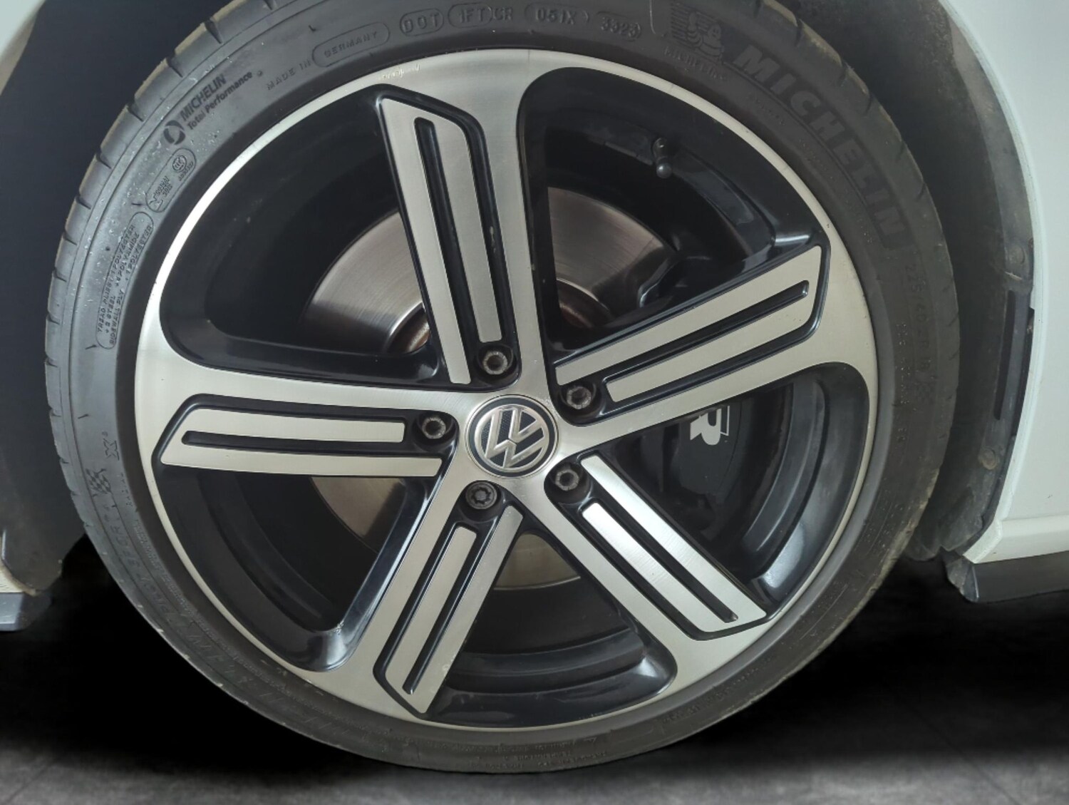 Used Volkswagen Golf 2019 for sale - 77347499: Photo 24