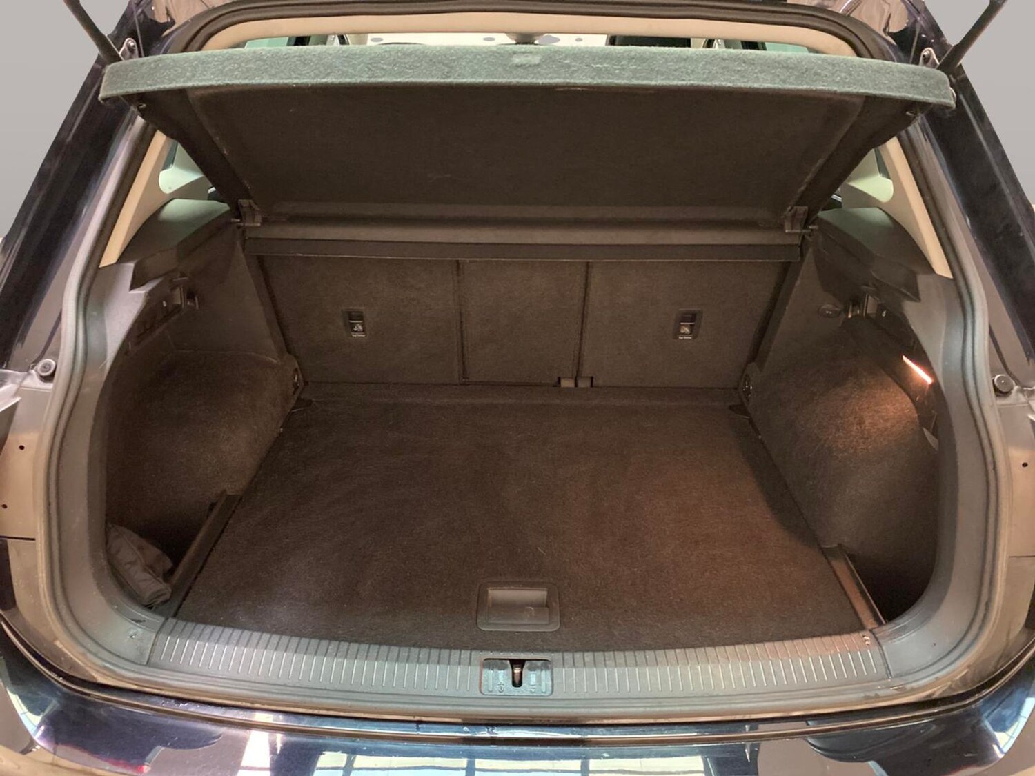 Used Volkswagen Tiguan 2020 for sale - 77902150: Photo 30