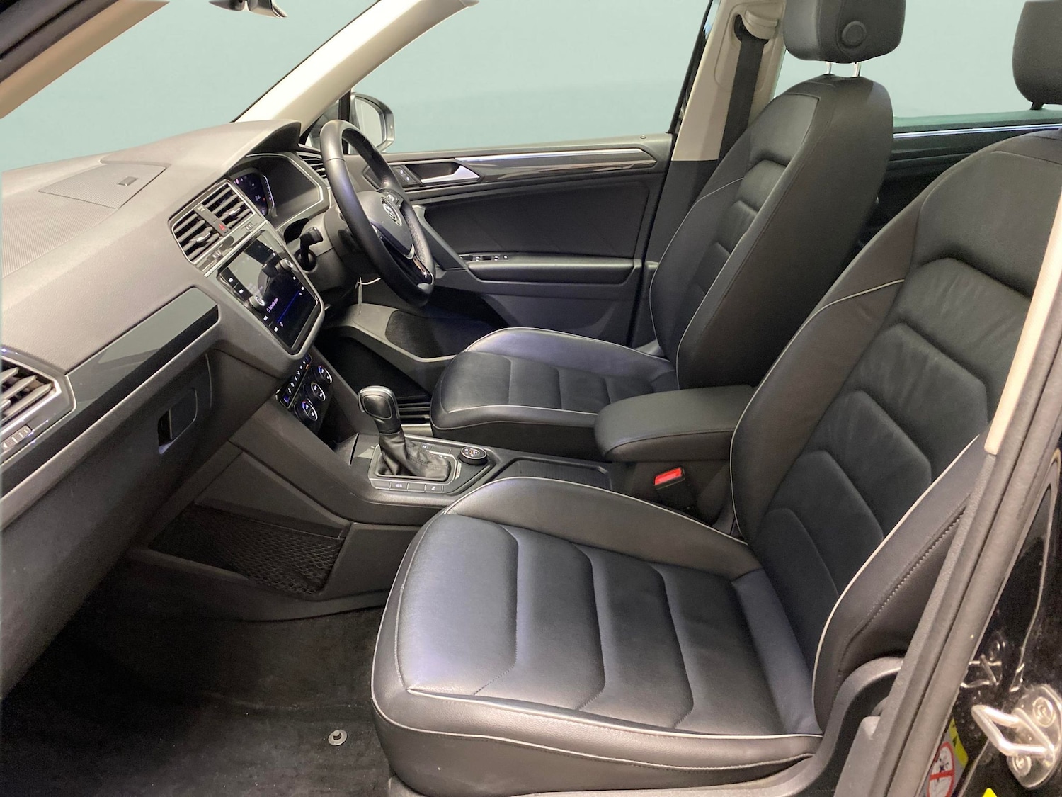 Used Volkswagen Tiguan 2020 for sale - 77902150: Photo 4