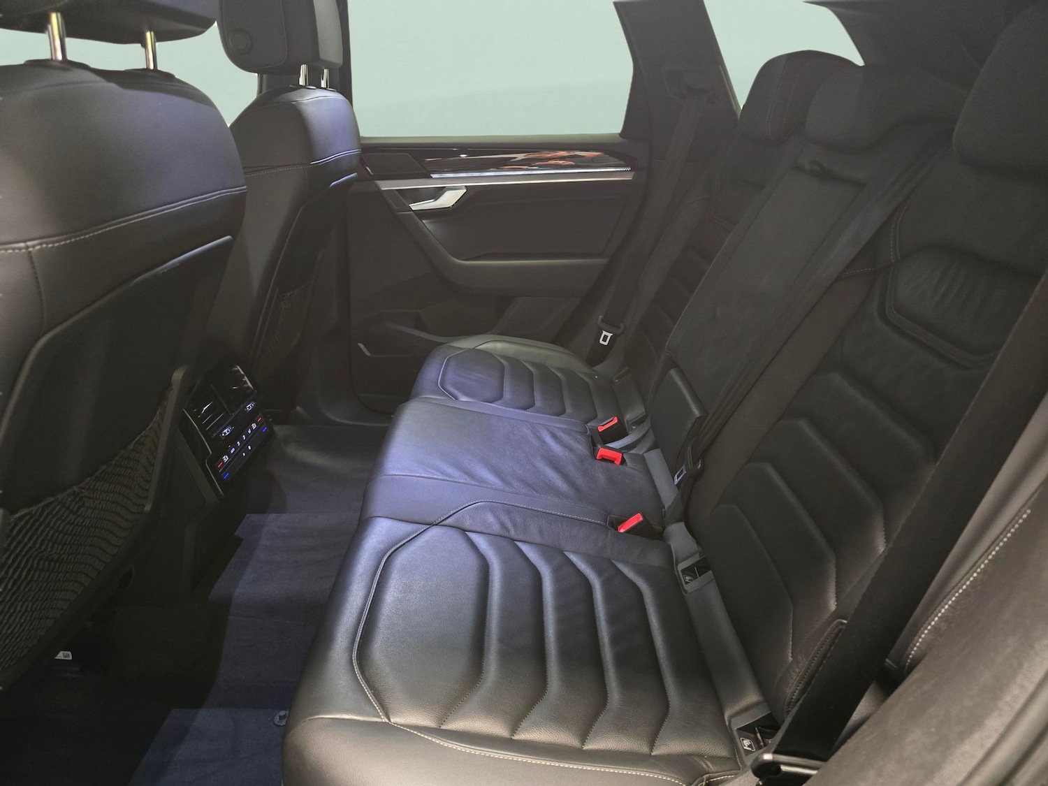 Used Volkswagen Touareg 2019 for sale - 77046090: Photo 25