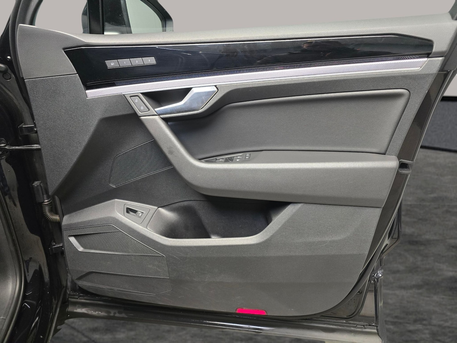 Used Volkswagen Touareg 2019 for sale - 77046090: Photo 29