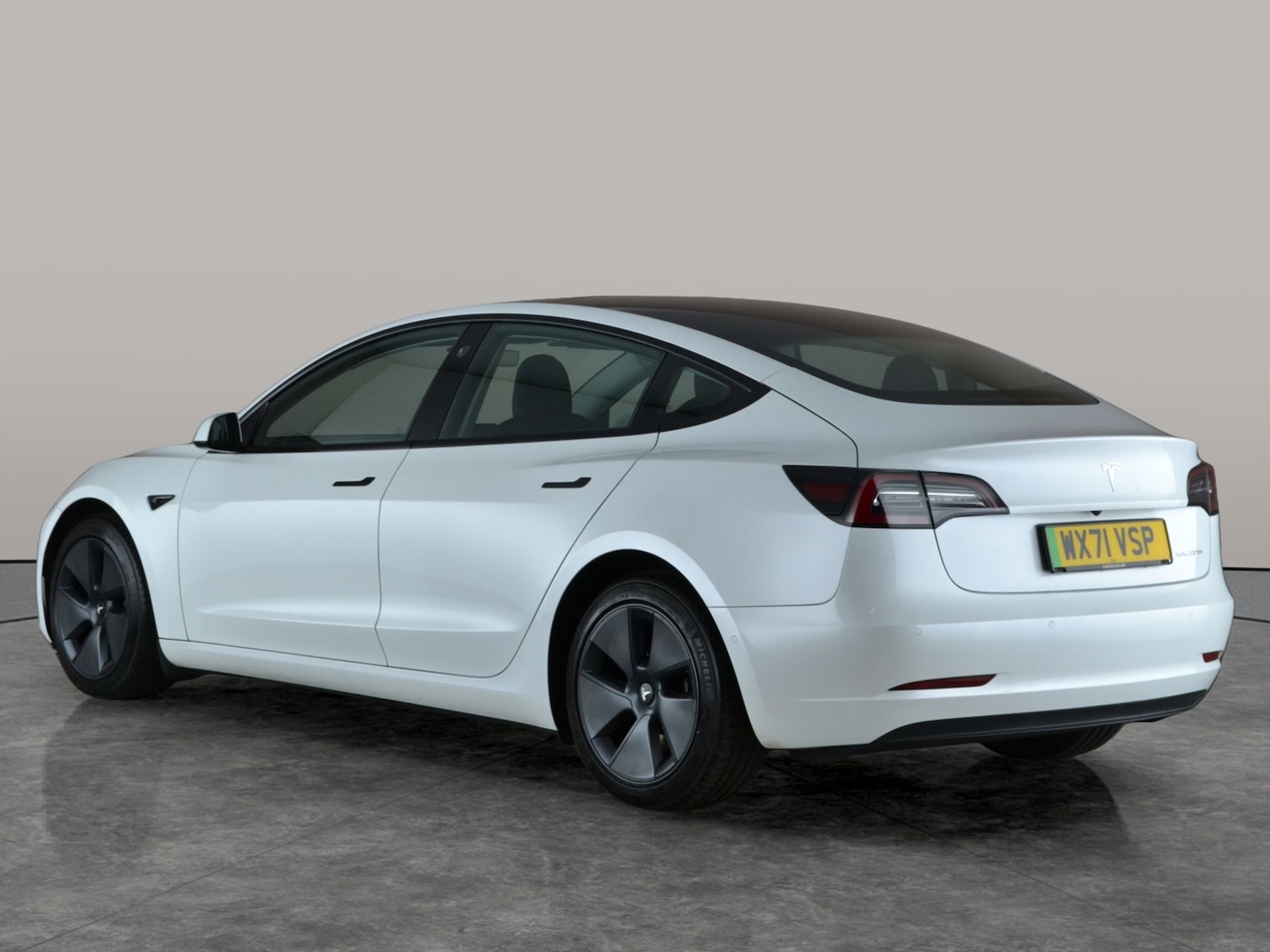 Used Tesla Model 3 2021 for sale - 77234313: Photo 13