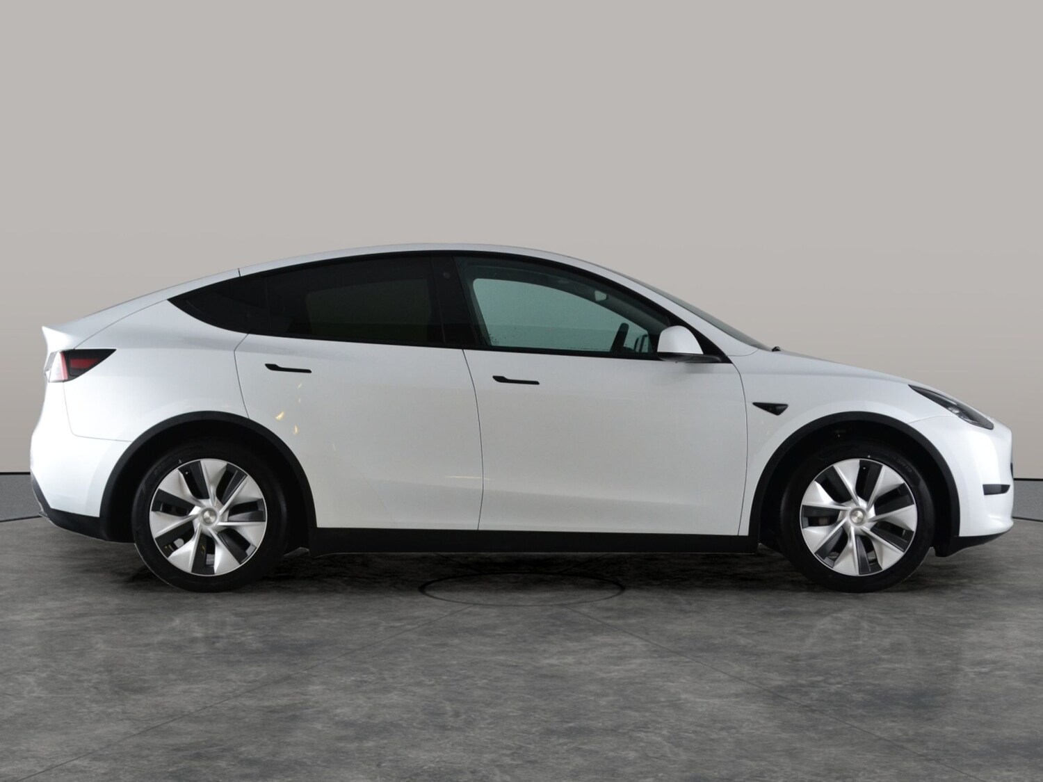 Used Tesla Model Y 2023 for sale - 76612271: Photo 13