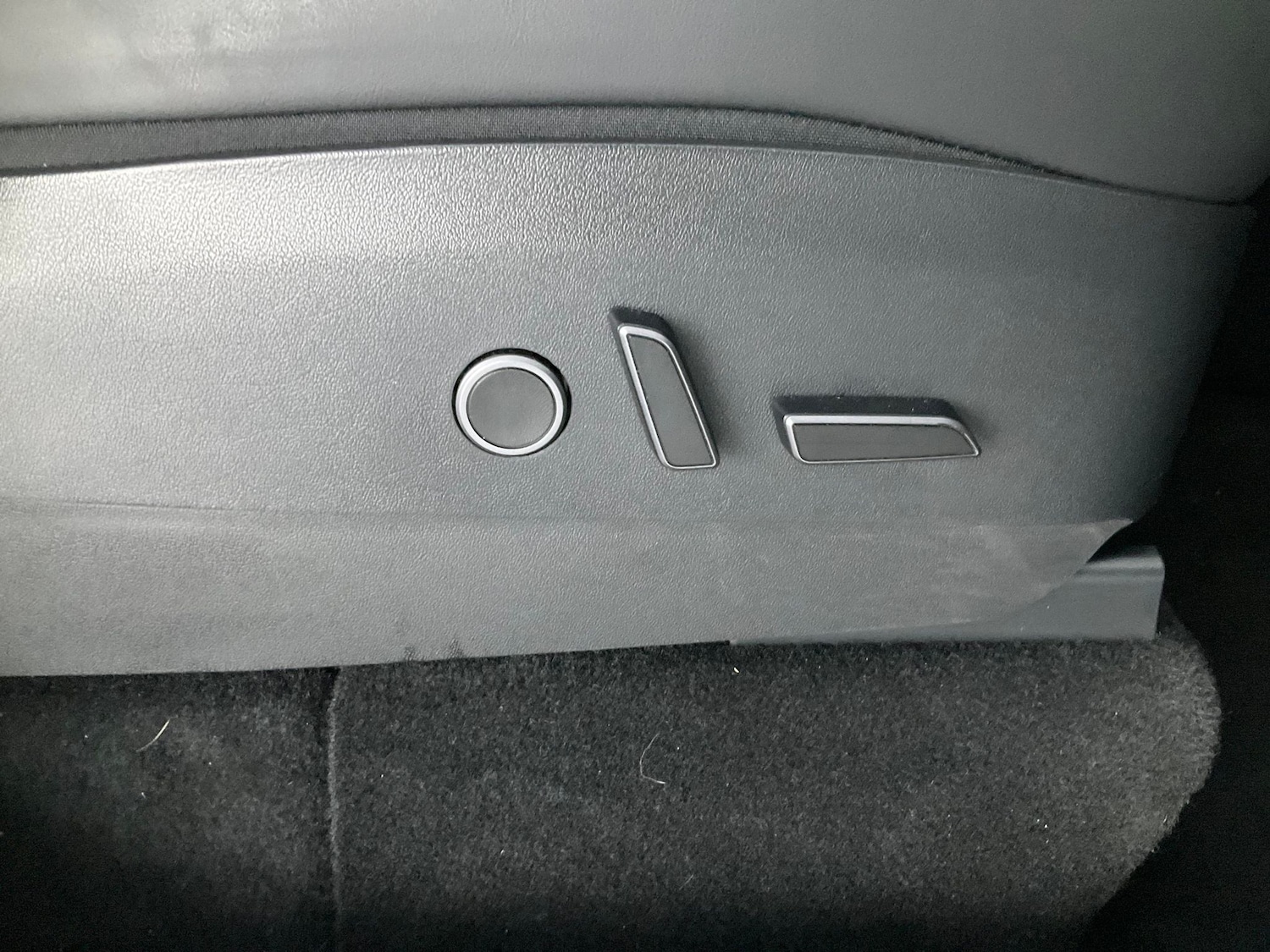 Used Tesla Model Y 2023 for sale - 76612271: Photo 17