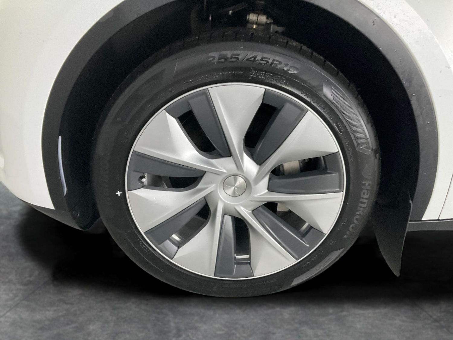 Used Tesla Model Y 2023 for sale - 76612271: Photo 28