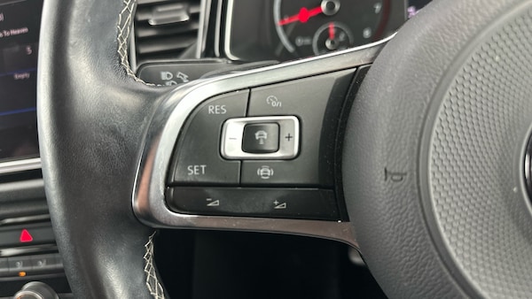 Used Volkswagen T-Roc 2021 for sale - 76143962: Photo 35