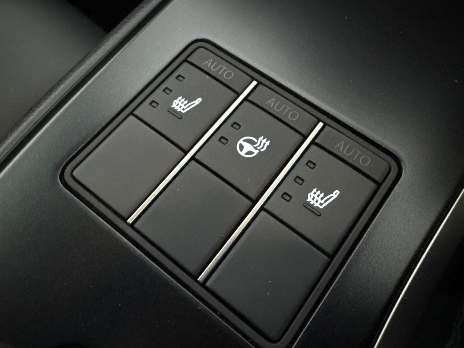 Used Lexus UX 2023 for sale - 77462205: Photo 16