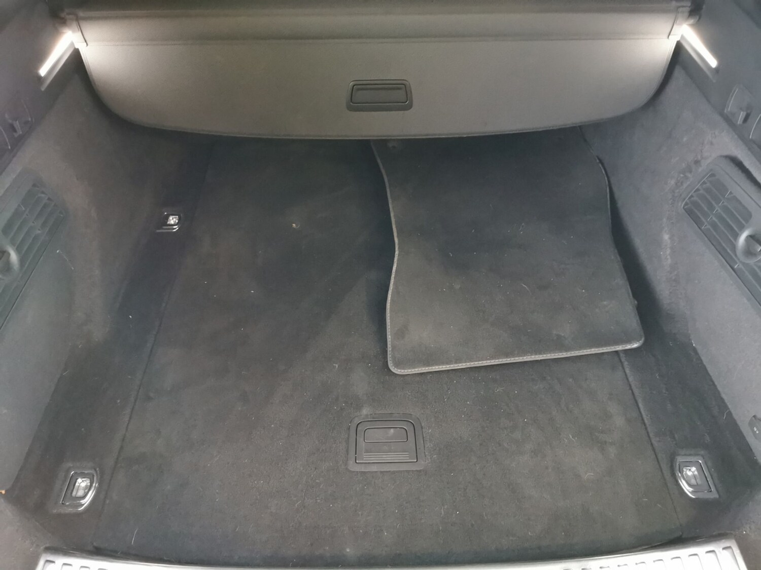 Used Audi e-tron 2020 for sale - 77679205: Photo 38