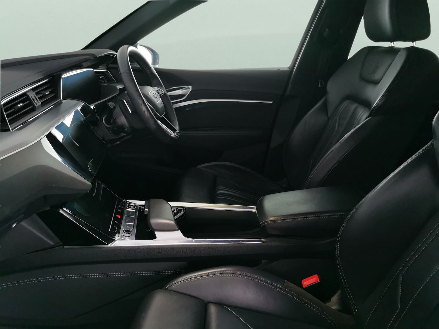 Used Audi e-tron 2020 for sale - 77679205: Photo 4