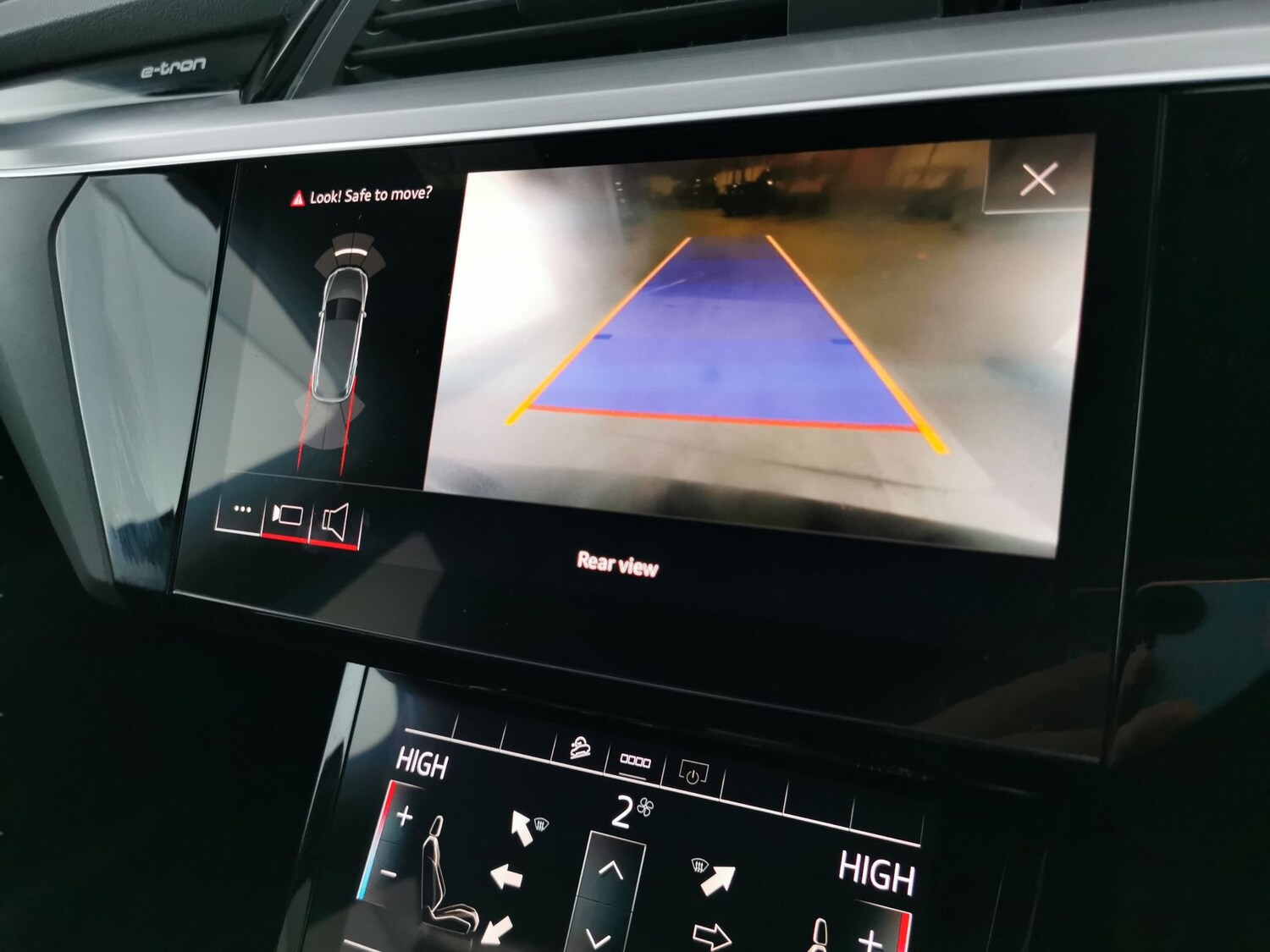 Used Audi e-tron 2020 for sale - 77679205: Photo 6