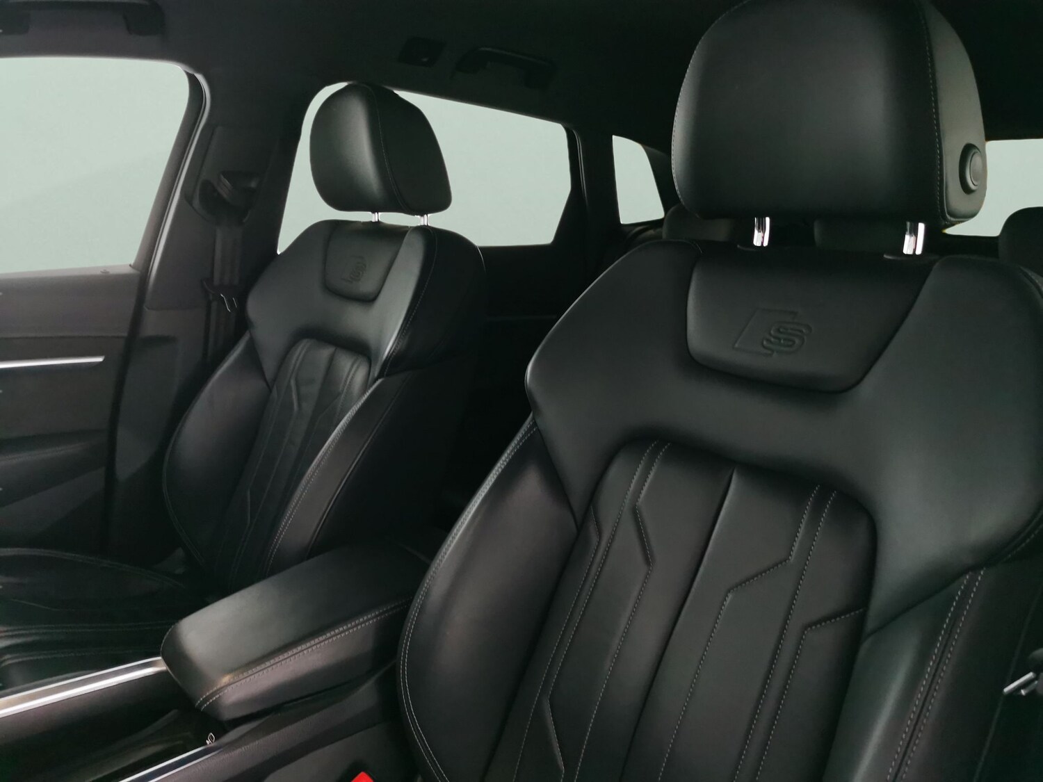 Used Audi e-tron 2020 for sale - 77679205: Photo 7