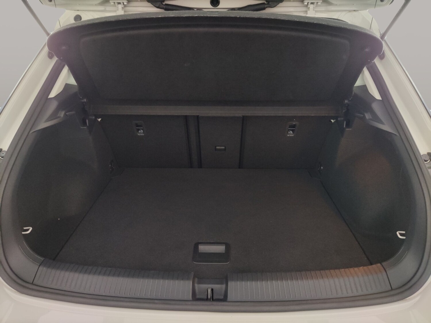 Used Volkswagen T-Roc 2022 for sale - 77916984: Photo 28