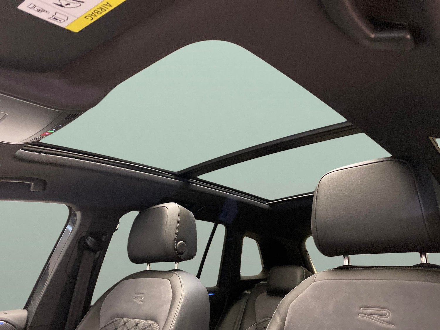 Used Volkswagen Tiguan 2024 for sale - 78094349: Photo 5