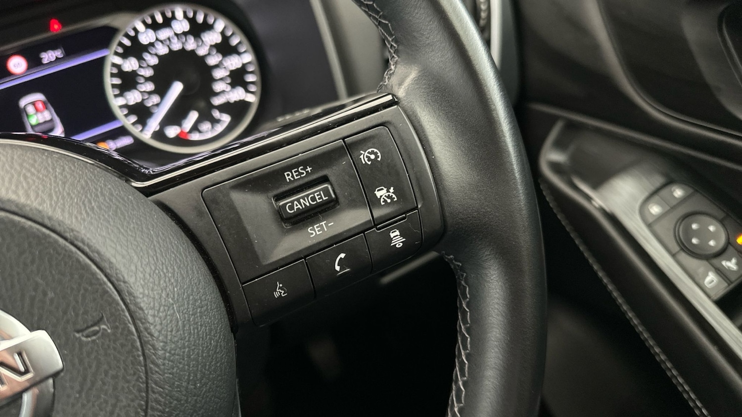 Used Nissan Qashqai 2022 for sale - 76144107: Photo 33