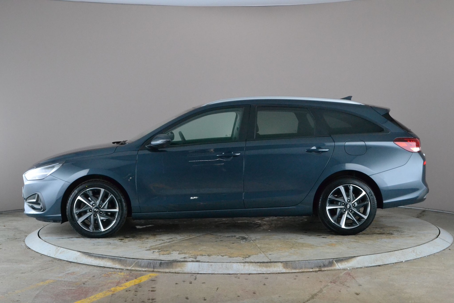 Used Hyundai i30 2022 for sale - 77542949: Photo 13